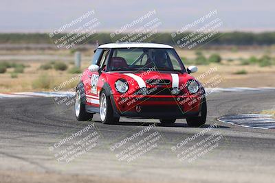 media/Sep-20-2025-Extreme Speed (Sat) [[1fcc23683c]]/Orange (Mid Intermediate)/Session 2 (Sunrise)/